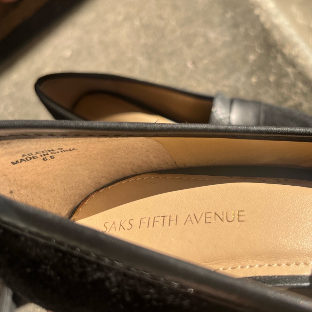Saks Fifth Ave Black Pumps - Picture 4 of 7